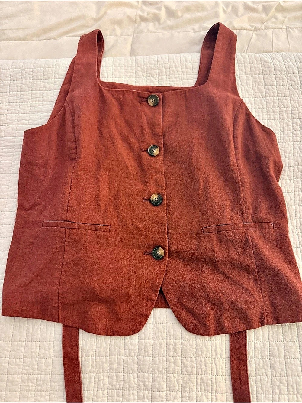 LC Lauren Conrad Linen-Style Button Front Vest in Red Size Medium